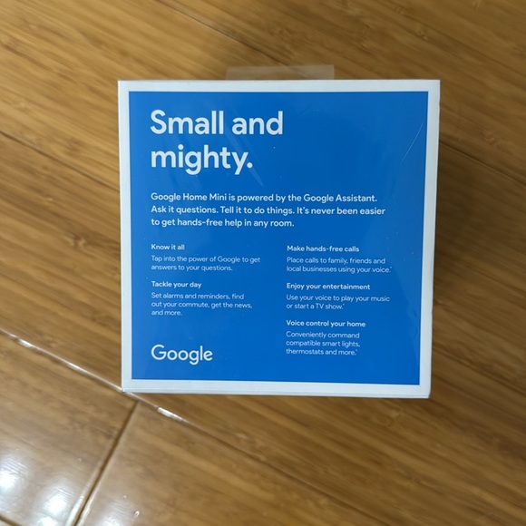 Google Home Mini Smart Assistant First Gen - Chalk - Picture 4 of 6